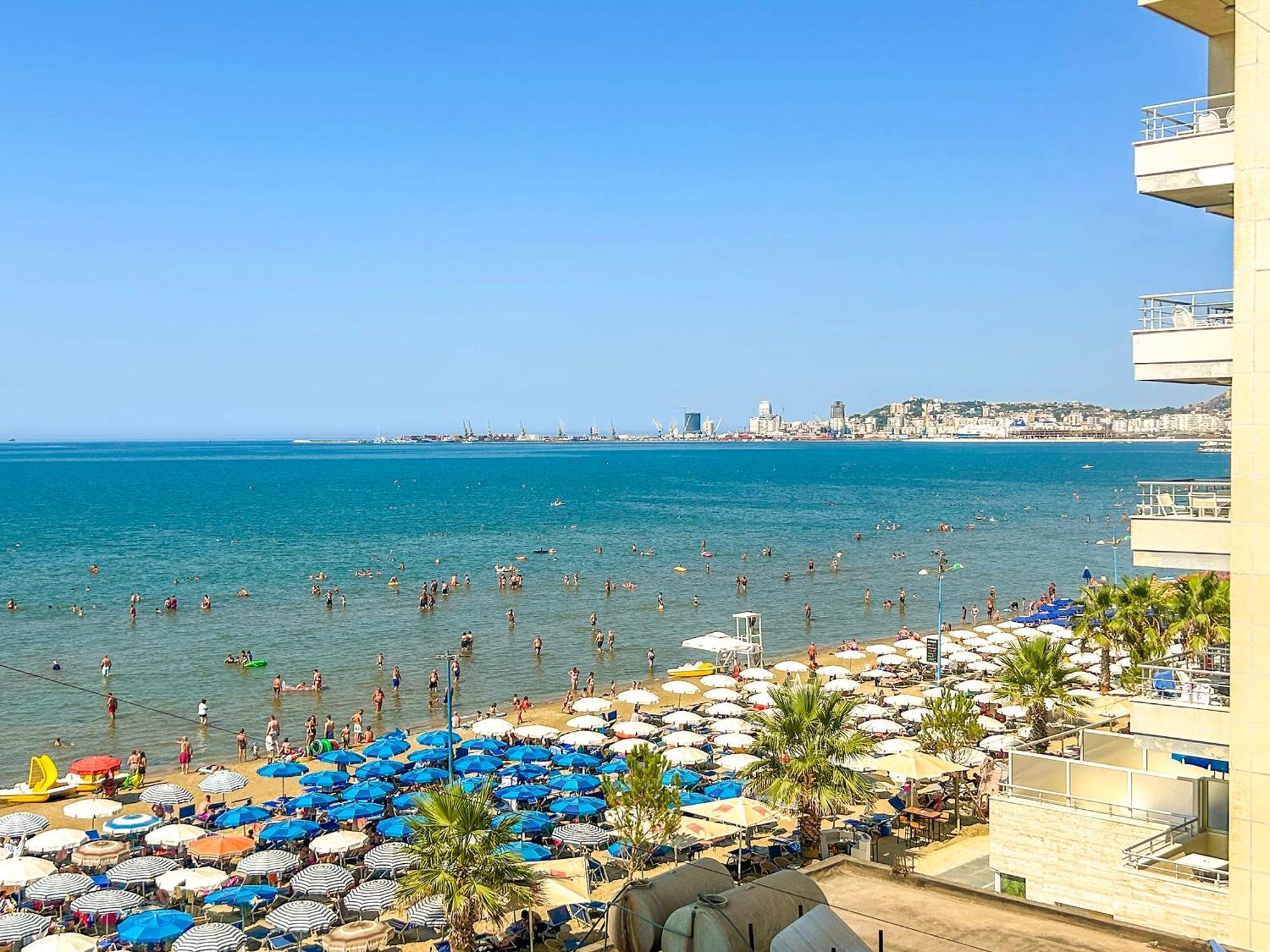 Costante 614 Apartment Durres Exterior photo